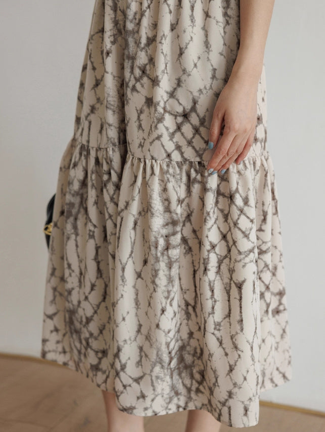 V-neck Temperament Short Sleeve Slimming A- Line Dress